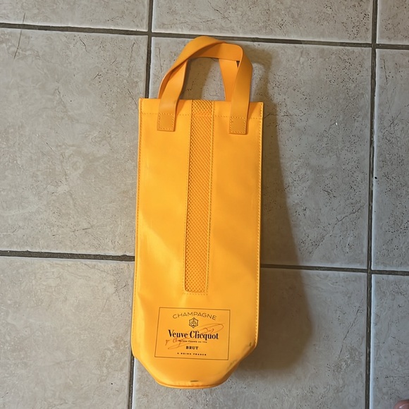 LOT of 2 VEUVE CLICQUOT CHAMPAGNE HOLDER 750 ML - Picture 4 of 6